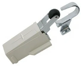 (B3-6b) Kason 1093 Door closer with flush hook