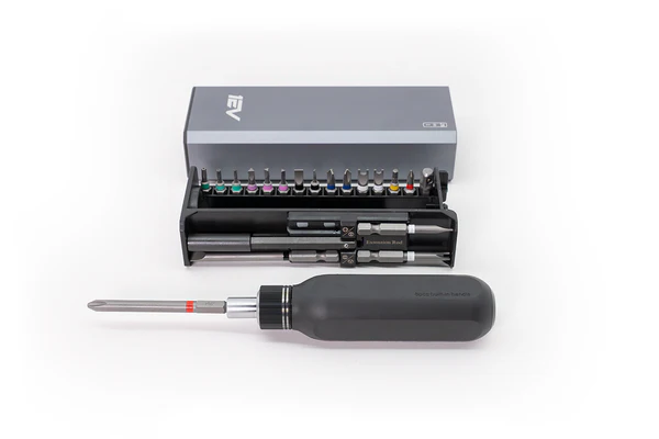 1EV-Screwdriver-Set-4_600x.webp RMaxx Recovery 30x Do-All Multi-Bit Ratcheting Driver Tool for Rivian R1T / R1S